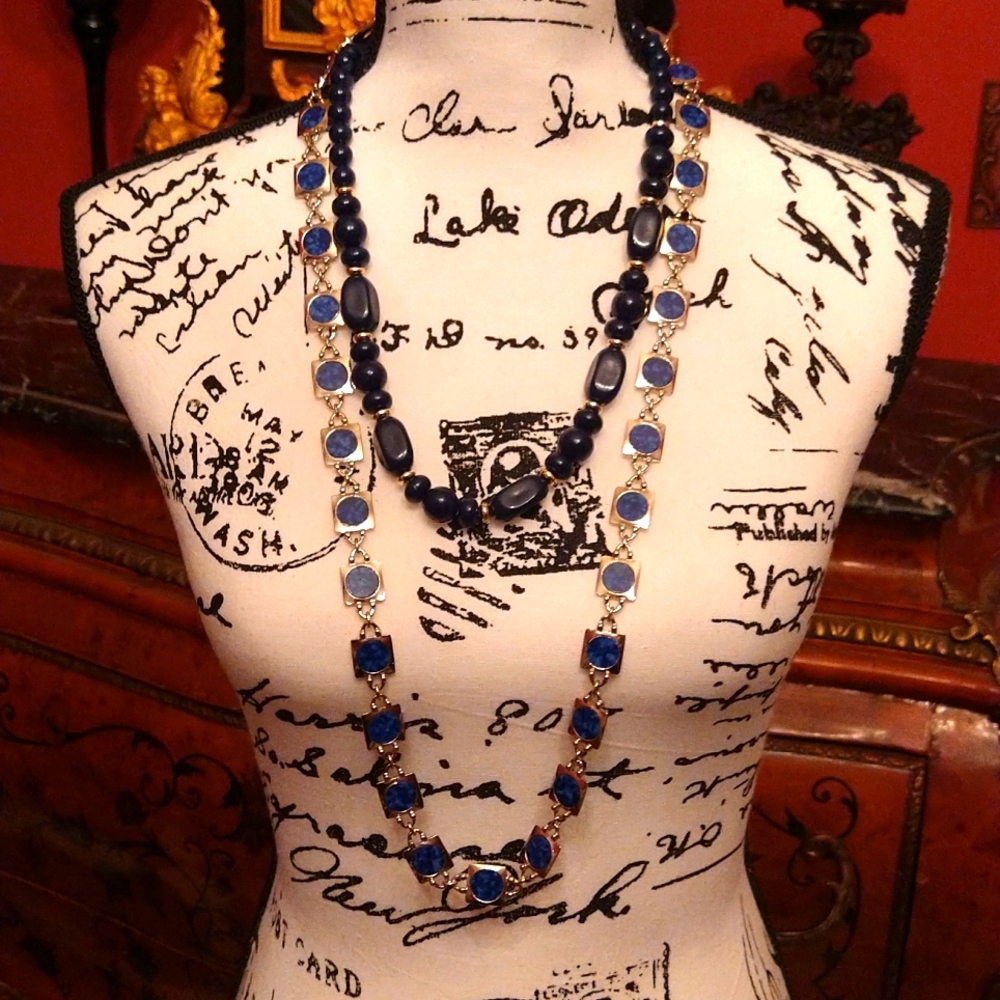Set of 2 Blue Necklaces